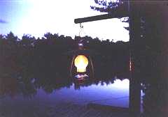 ペンション映山湖、開拓当初からのランプ